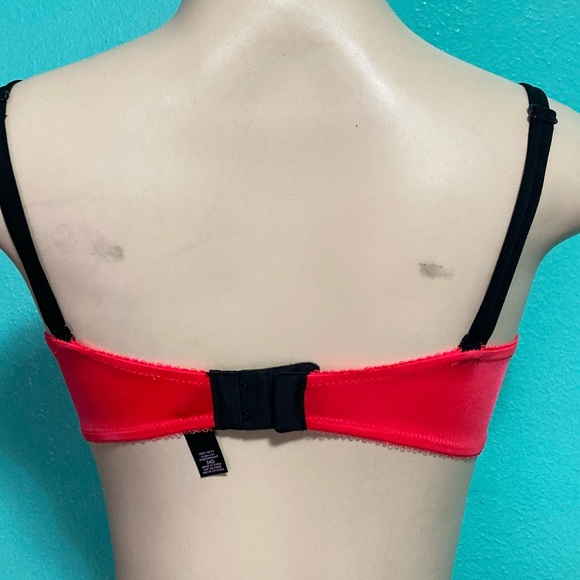 VICTORIA’S SECRET Red & Black Lace Pigeonnant Push-Up Bra Underwire ~ 34D - Picture 4 of 5